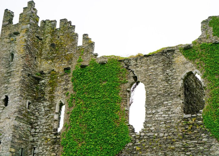 Ballycarbery Castle
