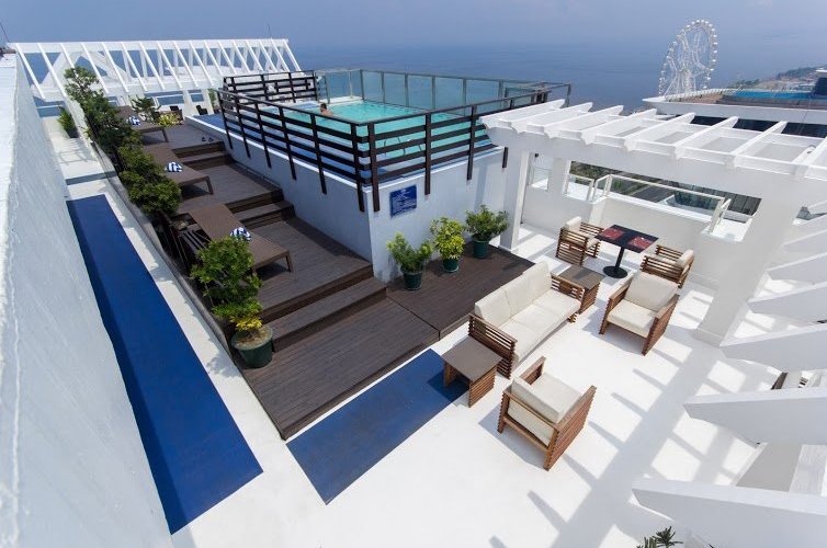 Roofdeck Swimming Pool