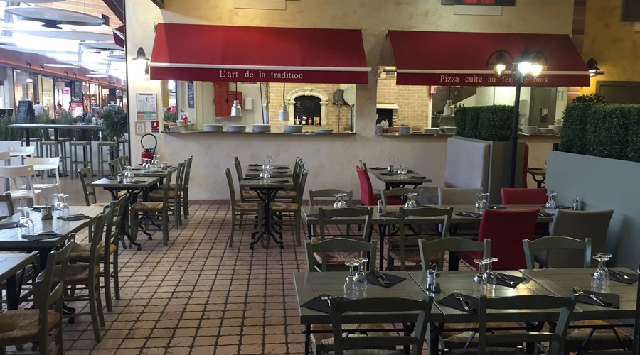 Cadre agréable, restaurant spacieux 