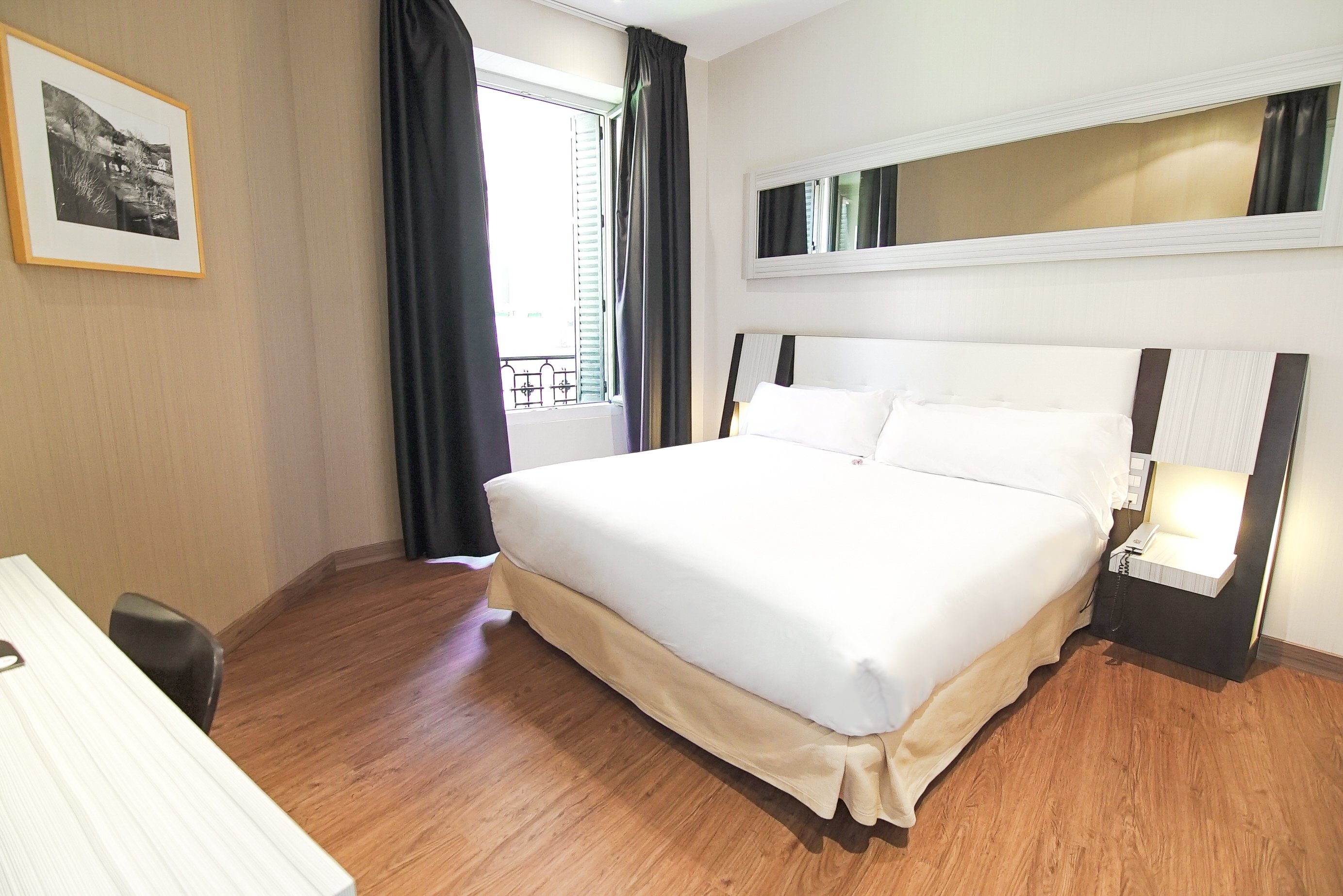Hotel photo 34 of Petit Palace Triball.