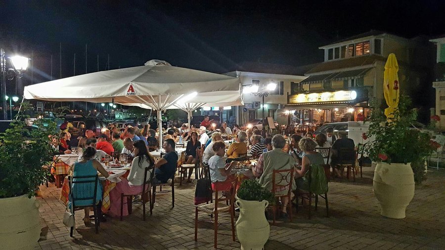 Μαζί τα Φάγαμε
