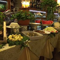 Plenty of good and fresh food.