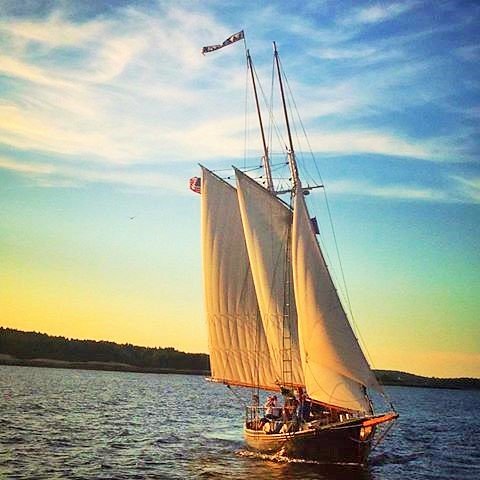 Boothbay Harbor Schooners - Schooner Eastwind & Applejack