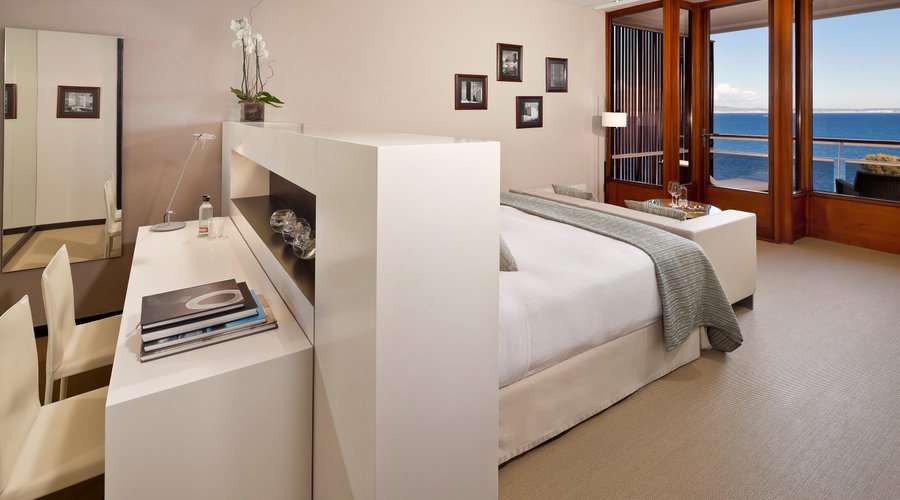 ROYAL SUITE