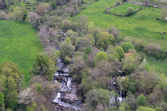 Imagen 3 de Mirador de las Cascadas del rio Gandara