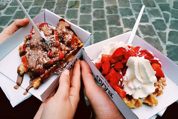 Belgian Waffles in Brugge • European Cuisine, Culture & Travel©