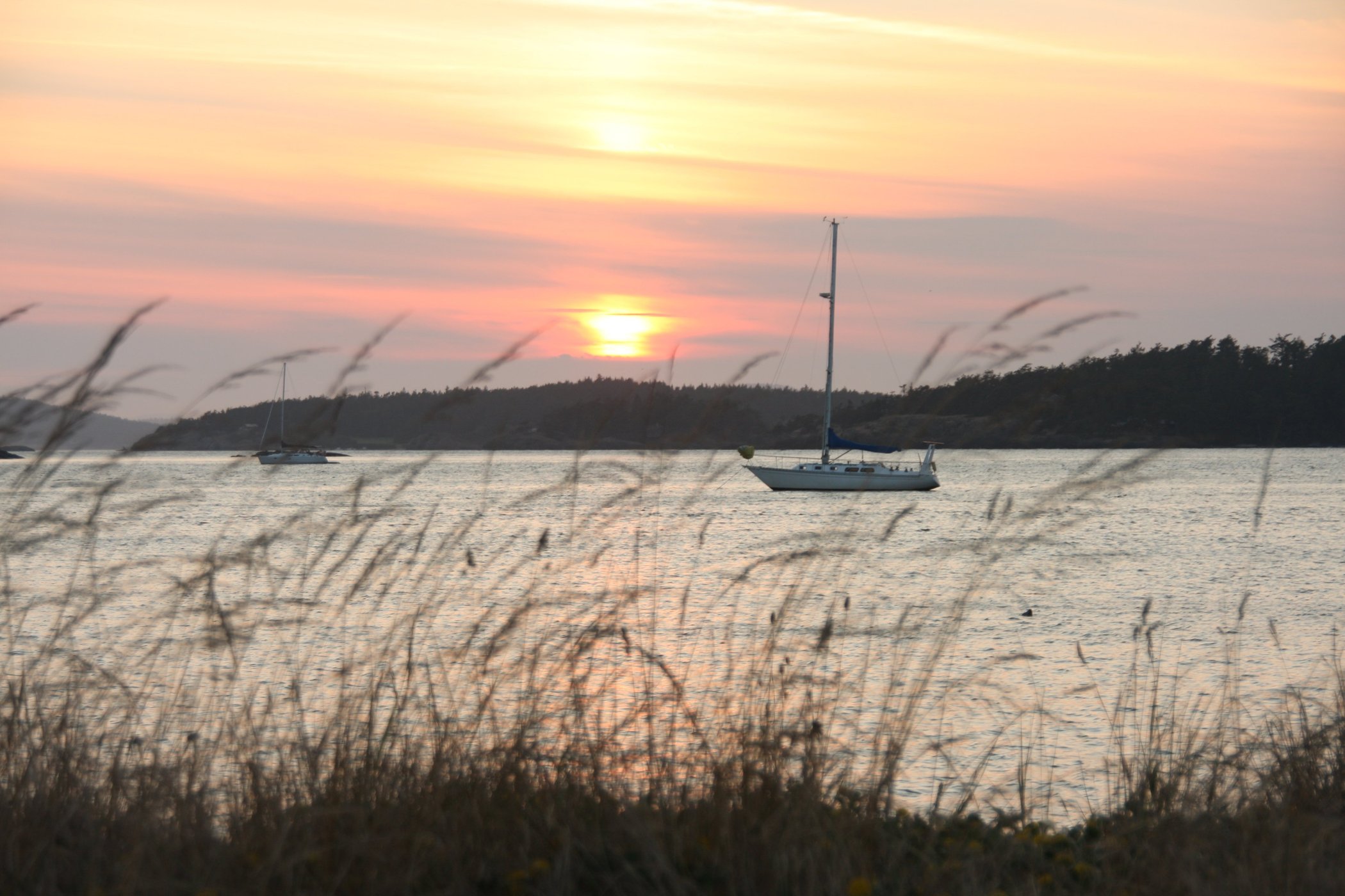 MacKaye Harbor Inn by null
