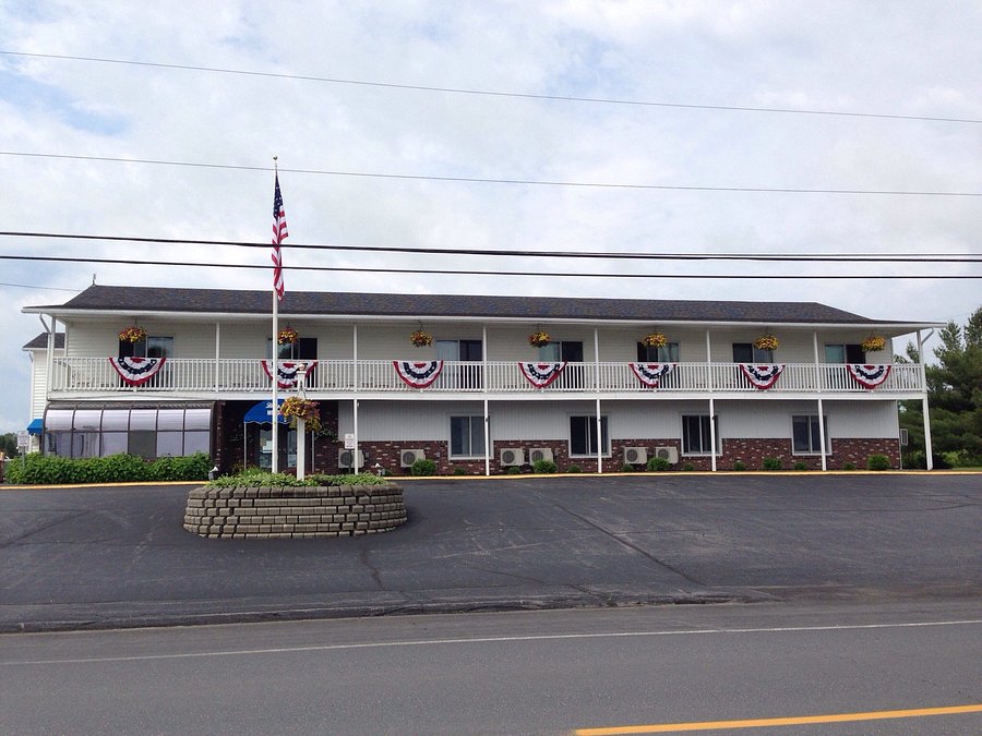 LONG LAKE MOTOR INN Motel Reviews (Saint Agatha, Maine) Tripadvisor