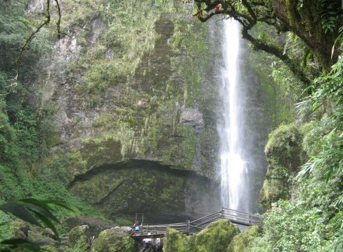 La primera cascada es impresionante tanta energía en este lugar !!! 