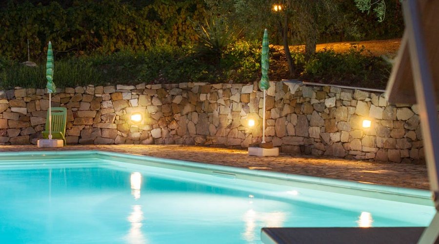 Piscina By night