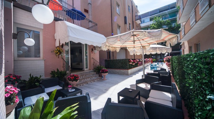cortile esterno