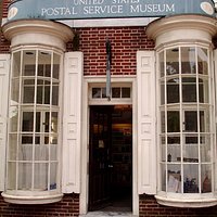 Entrance to Post office