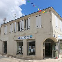 Office de tourisme de Marennes vu depuis l'extérieur