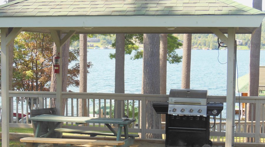 grill area