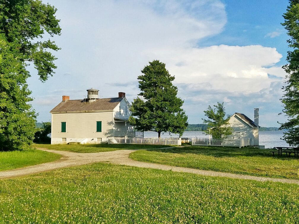 Jones Point Lighthouse Parking