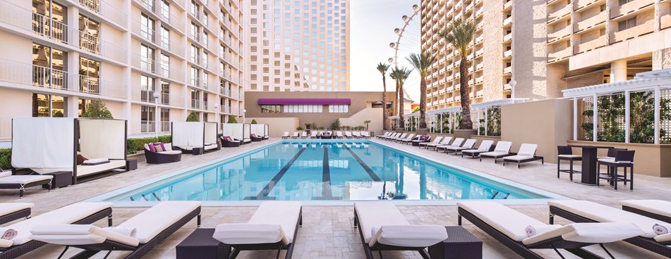 Harrah s Las Vegas Hotel Casino Pool Pictures Reviews