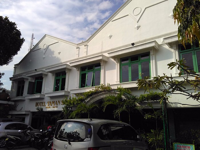 HOTEL TAMAN SARI (SERANG, INDONÉSIA) 9 fotos, comparação de preços e