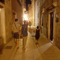 vicoli di accesso la notte