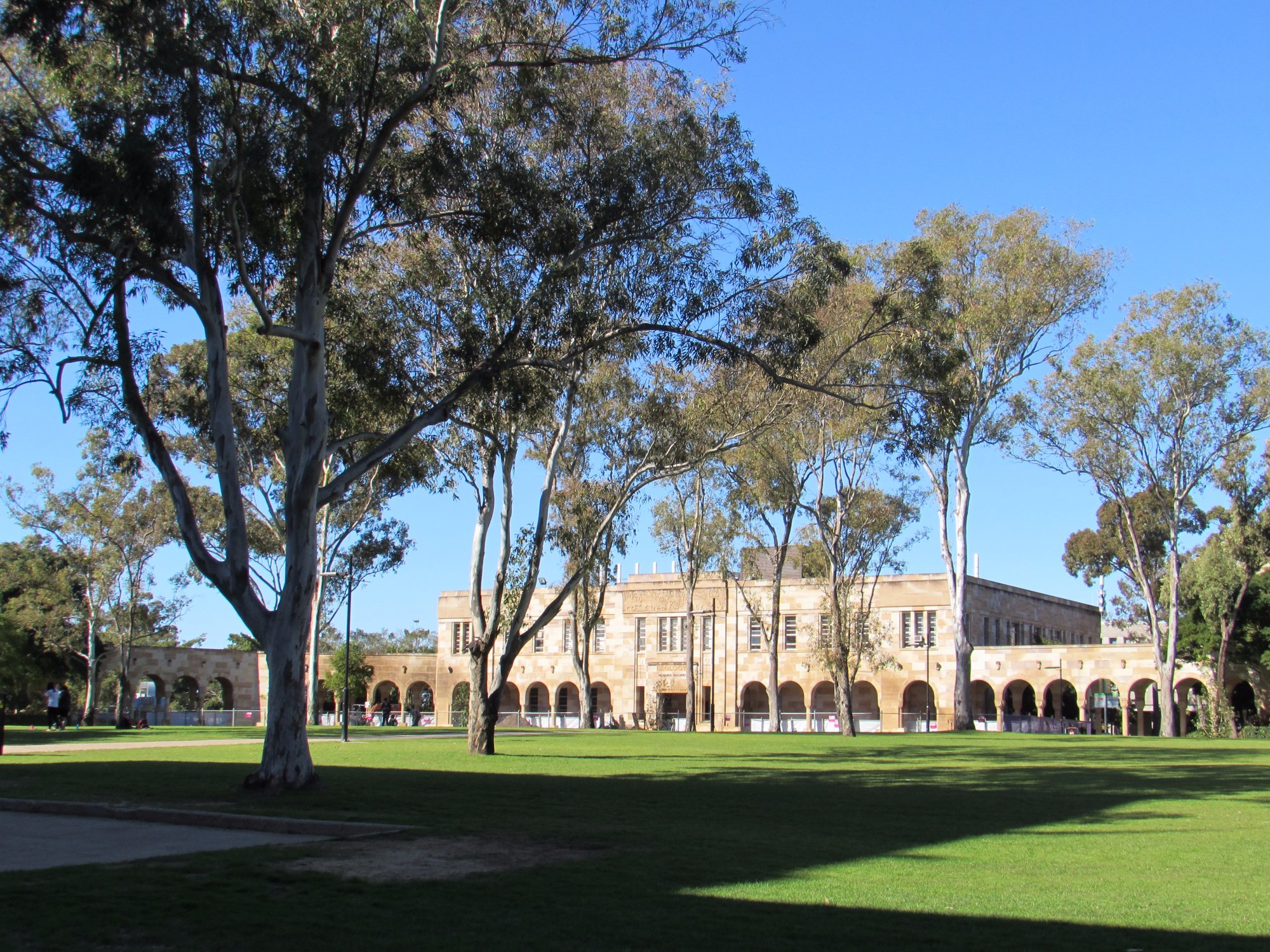 UNIVERSITY OF QUEENSLAND (Brisbane): All You Need To Know