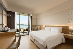 Room & Suite