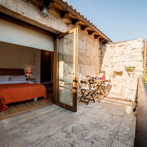 ROOM 1