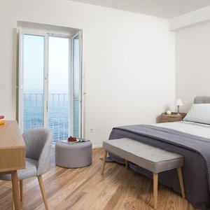 room deluxe with sea view