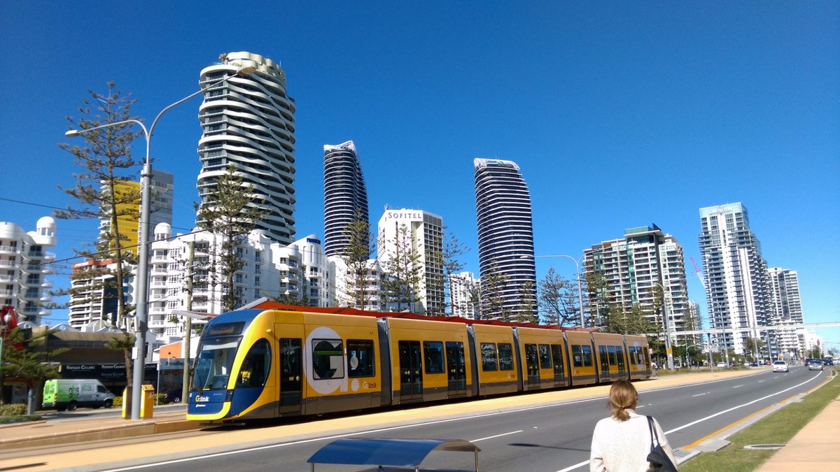 Surfers Paradise - G:link