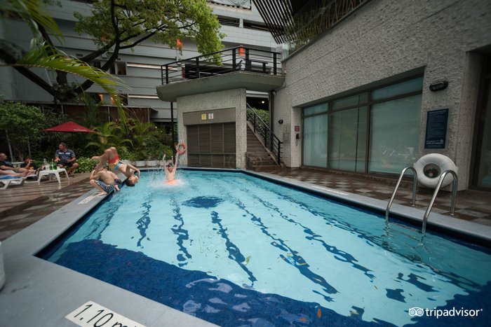 Four Points by Sheraton Medellin Pool: Pictures & Reviews - Tripadvisor