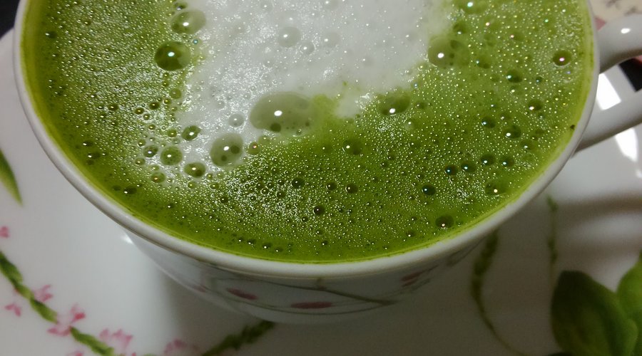 Matcha(Green Tea) au lait　抹茶オレ
