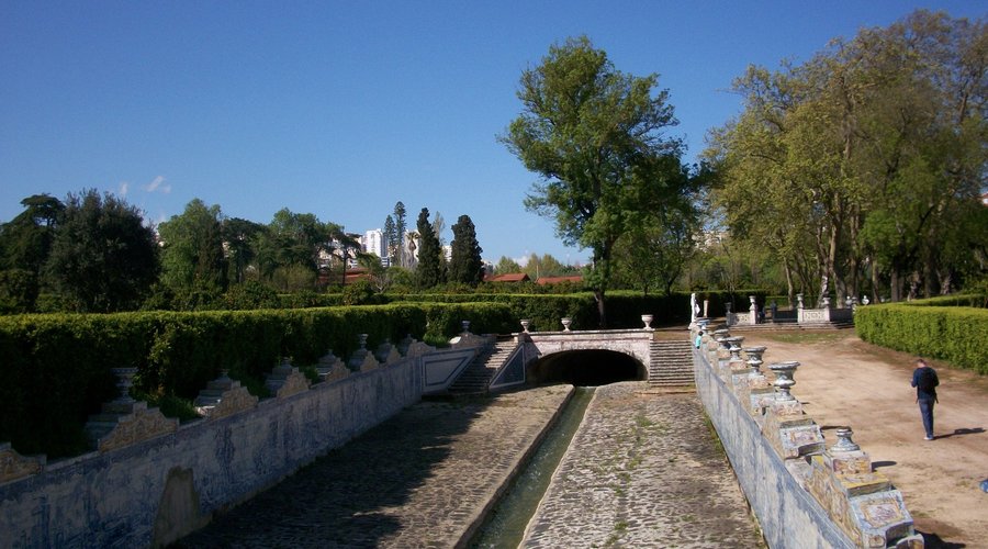Piscina do Palácio Queluz