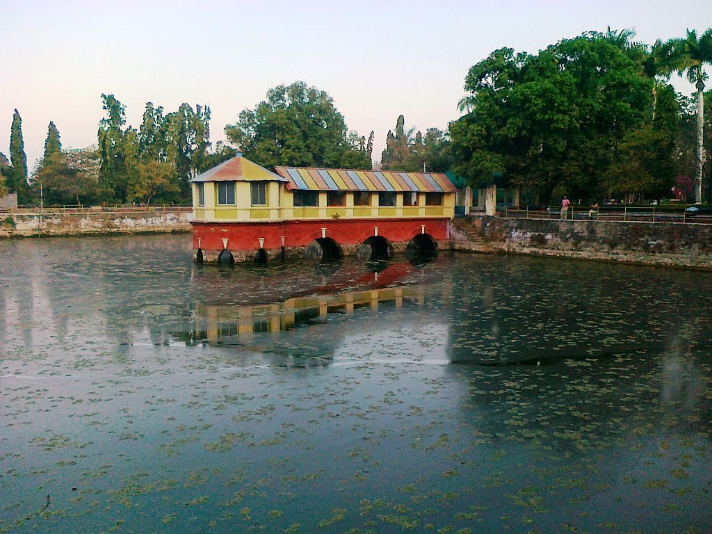 Moti Baug Lake Solapur: A Serene Escape in Nature's Lap Moti Baug Lake Solapur: A Serene Escape in Nature's Lap