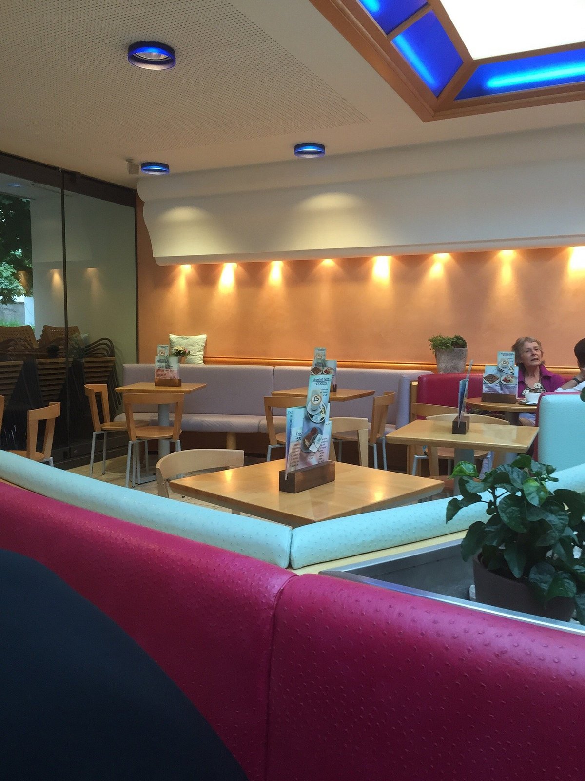 EISCAFÉ VENEZIA, Tuttlingen Ristorante Recensioni, Numero di Telefono