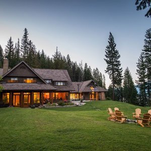 Mountain Trek lodge in British Columbia
