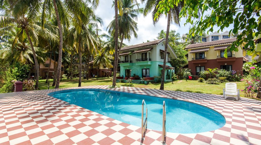 The Pool at the Miramar Residency
