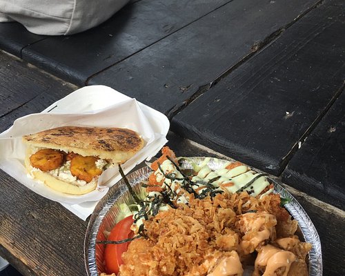 Super Deluxe Vegan Hot Dog - Picture of Oh My Dog! Hot Dogs Southbank,  London - Tripadvisor