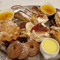 dessert tray.