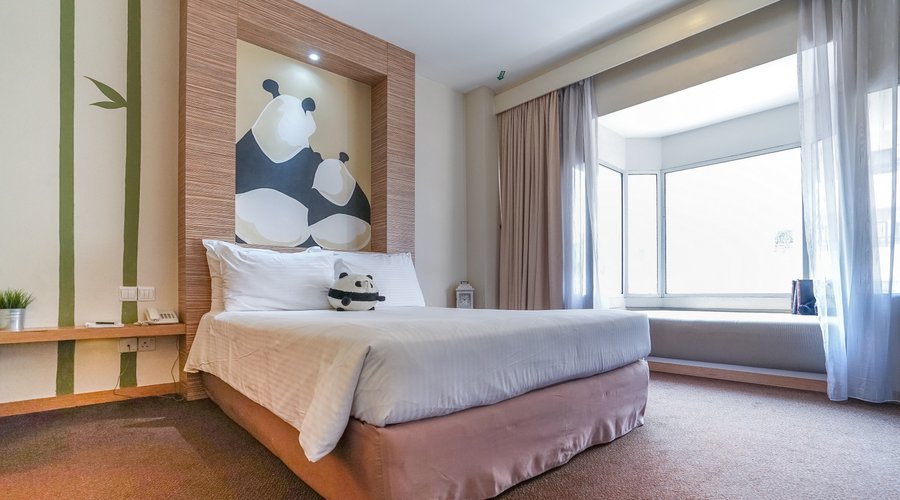 Panda Theme Deluxe Queen Room at The 5 Elements Hotel