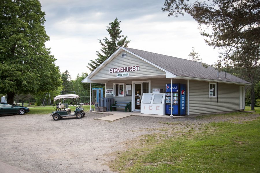 STONEHURST TRAILER PARK - Campground Reviews (Berry Mills, New