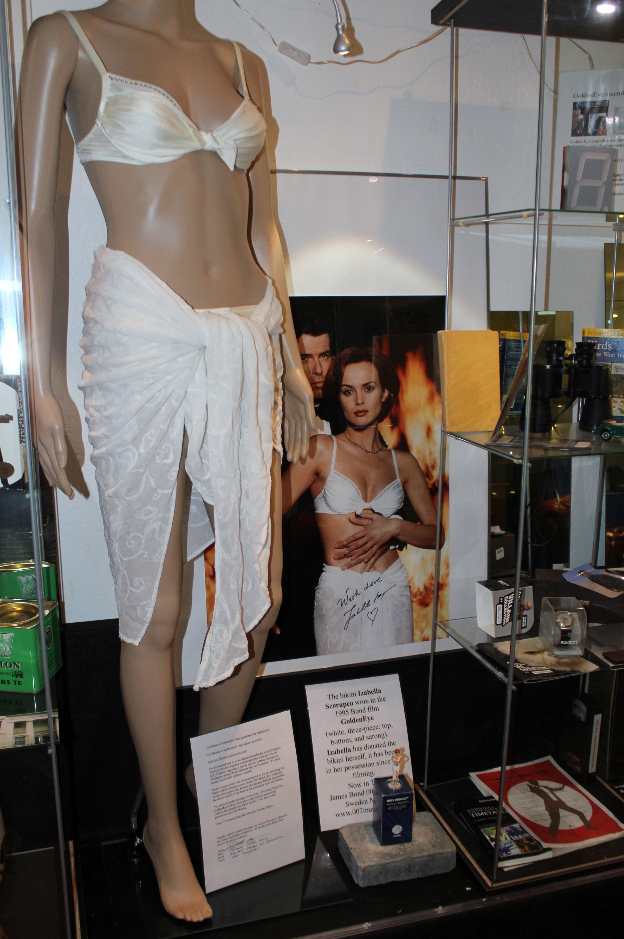 izabella-scorupco-bikini.jpg?w=2400&h=-1&s=1