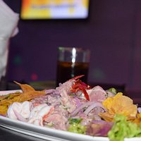 Acompañalo con tragos a tu gusto, como CHILCANO, CUBA LIBRE, MACHU PICCHU Y MUCHOS MÁS.