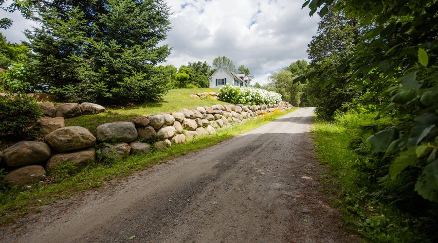 Dillon Hill Inn & Cabins