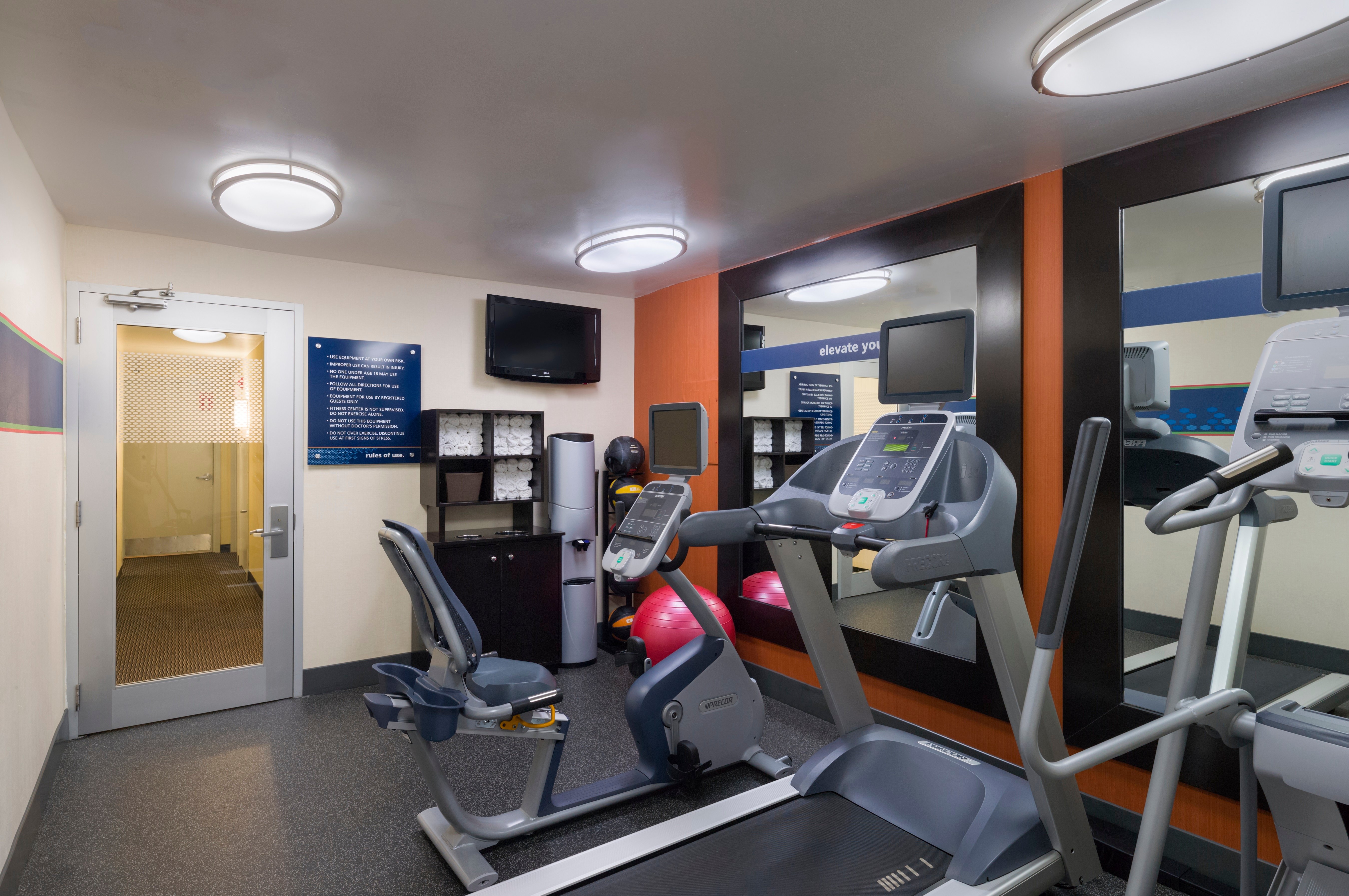 Hotel photo 9 of Hampton Inn Manhattan-Madison Square Garden Area.