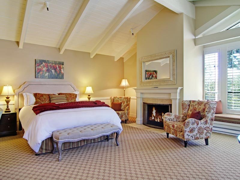 CARRIAGE HOUSE INN - Updated 2024 Reviews, Photos & Prices