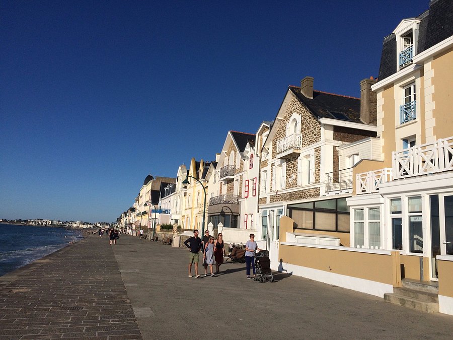 Hotel Alba (Saint-Malo) : tarifs 2021 mis à jour, 135 avis et 71 photos