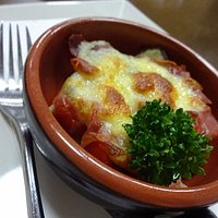 何のグラタンだったかなー?お酒がすすんでおぼえてない。