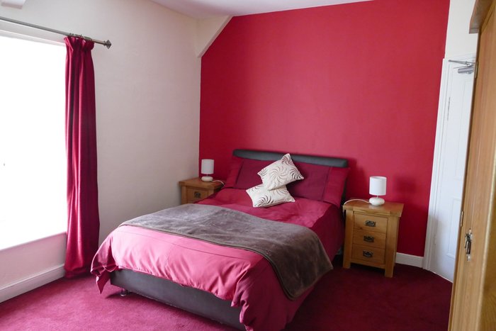 The Three Wheat Heads Inn Rooms: Pictures & Reviews - Tripadvisor