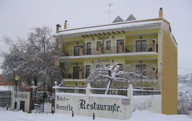 Imagen 2 de Hotel Rural Serrella