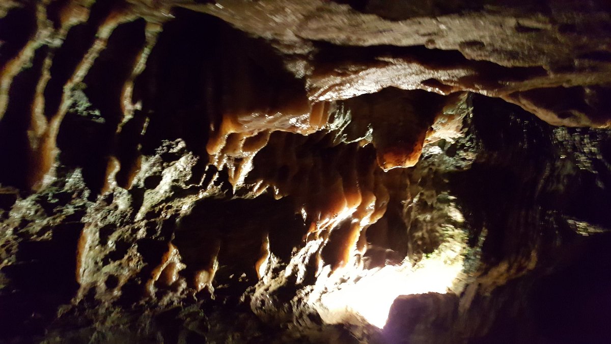 Cavernas de Pedras Preciosas / Gemstone Caverns