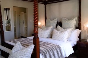 Room & Suite