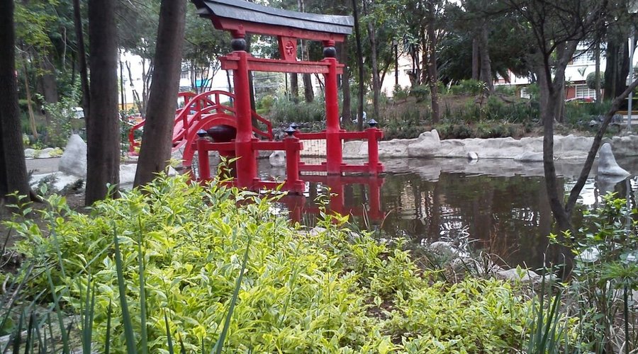 Portal y puente.